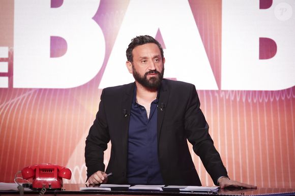 Exclusif - Cyril Hanouna, sur le plateau de de l’émission « TPMP » présentée par C.Hanouna et diffusée en direct sur C8, Paris, France, le 06 janvier 2025. © Jack Tribeca / Bestimage