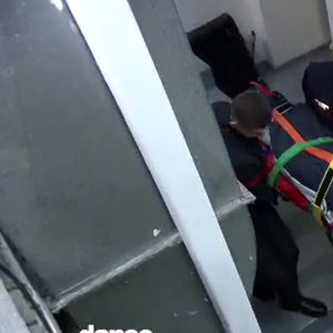 La lourde chute d'Iris Mittenaere pendant les répétitions de "Danse avec les stars", le 20 novembre 2018.