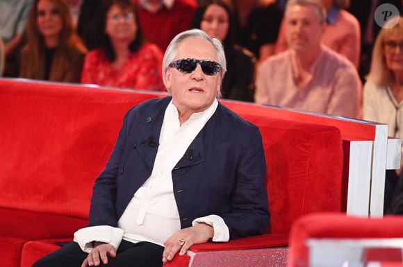 Les médecins lui ont administré beaucoup d’oxygène pour le sauver.

Exclusif - Gilbert Montagné - Enregistrement de l'émission Vivement dimanche au studio Rive Gauche , présentée par Michel Drucker . Diffusion sur France 3 le 29/03/2026. Photos prises le 18 mars 2026.
© Guillaume Gaffiot / Bestimage