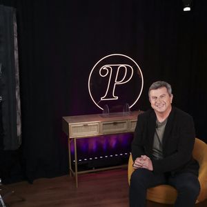 Pascal Bataille en interview pour "En privé avec", format original de Webedia © Jack Tribeca/Bestimage