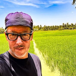 Jean-Luc Lemoine a fait une touchante confidence sur son histoire familiale


Jean-Luc Lemoine partage sur Instagram des photos de ses premières vacances au Vietnam.