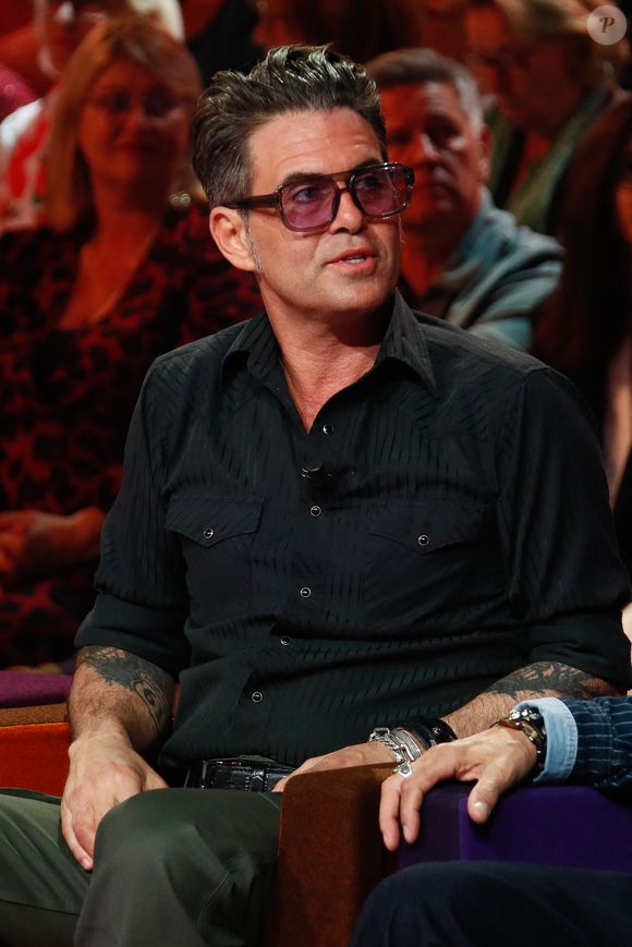 Exclusif - Manu Lanvin lors de l'enregistrement de l'émission "Famille je vous aime" présentée par M. Drucker et qui sera diffusée le 13 juin 2025 sur France 3, aux Studios rive gauche à Paris, France, le 15 avril 2025. © Clovis-Gaffiot/Bestimage