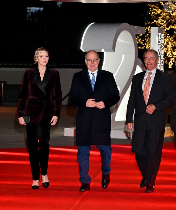 Le prince Albert II de Monaco et la princesse Charlene ont célébré les 25 ans du Grimaldi Forum et inauguré l'extension de l'espace d'exposition accompagné par M. Pierre André Chiappori représentant le ministre d'Etat de la Principauté, M. Henri Fissore, le président du Grimaldi, et de Mme Sylvie Biancheri, la directrice générale, à Monaco le 16 janvier 2025 © Bruno Bebert/Bestimage