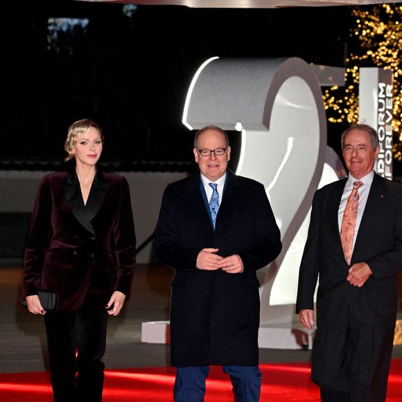 Le prince Albert II de Monaco et la princesse Charlene ont célébré les 25 ans du Grimaldi Forum et inauguré l'extension de l'espace d'exposition accompagné par M. Pierre André Chiappori représentant le ministre d'Etat de la Principauté, M. Henri Fissore, le président du Grimaldi, et de Mme Sylvie Biancheri, la directrice générale, à Monaco le 16 janvier 2025 © Bruno Bebert/Bestimage