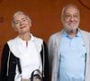 Il précise que l'une de ses jumelles souhaite devenir médecin et l'autre avocate, mais qu'elles "lisent le minimum".

François Berléand et sa femme Alexia Stresi au village lors des Internationaux de France de Tennis de Roland Garros 2025, Paris, le 27 mai 2025. 

© Moreau / Jacovides / Bestimage