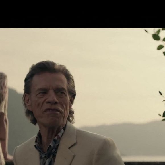 Mick Jagger sur le tournage du film The Burnt Orange Heresy, le 26 août 2020. (Backgrid UK/ Bestimage).
