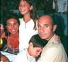 Le couple a eu deux enfants, Ludivine et Jules.

Rétro - Décès de Guy Marchand - Avec sa femme et leurs enfants en 1994.