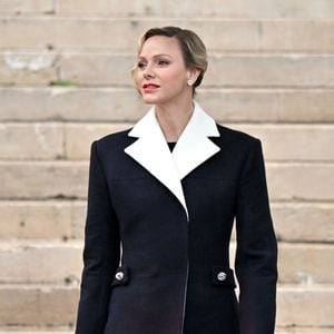 Deux jours plus tôt, Charlene avait fêté ses 47 ans.

La princesse Charlene assiste à la messe pontificale dans le cadre de la célébration de la Sainte Devote, sainte patronne de Monaco, à Monaco le 27 janvier 2025. © Bruno Bebert / Bestimage