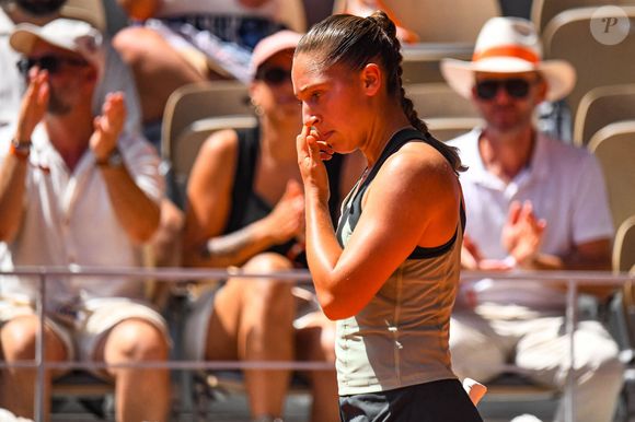 Diane Parry (FRA) lors des internationaux de France de Tennis de Roland Garros 2026, à Paris, France, le 30 mai 2026. © Baptiste Autissier/Psnewz/Bestimage