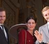 Unique fille au milieu de ses deux frères, elle a grandi entourée de jeux de garçons et de liberté, jusqu'à ce qu'un tragique évènement vienne tout bouleverser.

Andrea, Charlotte et Pierre Casiraghi - La famille princière de Monaco au balcon du palais, à l'occasion de la Fête nationale de Monaco. Le 19 novembre 2023.

© Claudia Albuquerque / Bestimage