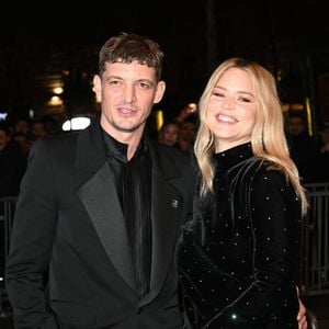 Niels Schneider et sa compagne Virginie Efira - Photocall au Fouquet's après la 48ème cérémonie des César à Paris © Coadic Guirec / Bestimage