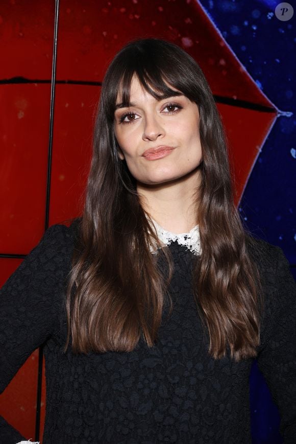 Clara Luciani à la première du film "Joli Joli" au cinéma UGC Ciné Cité Les Halles à Paris, le 3 décembre 2024.
© Denis Guignebourg/Bestimage