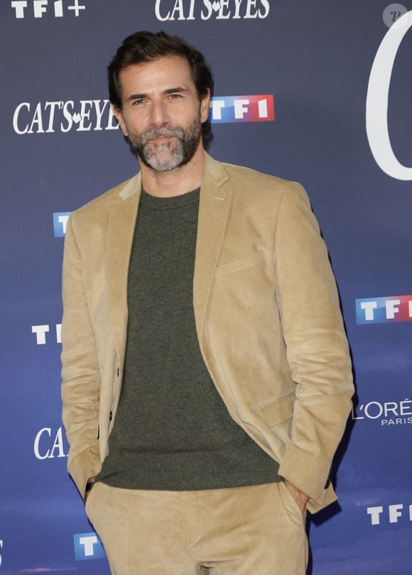 Gregory Fitoussi - Avant-première de la nouvelle fiction de TF1 "Cat's Eyes" à la Seine Musicale à Paris le 9 octobre 2024. © Coadic Guirec/Bestimage