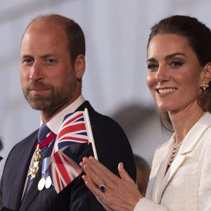 Fort heureusement, il n'a pas été nécessaire de mettre en place cette opération. Kate Middleton est en rémission officielle de son cancer depuis janvier 2025.

Le prince William et Kate Middleton lors d'un concert sur la Horse Guards Parade à Londres, pour clôturer les commémorations du 80e anniversaire du jour de la Victoire en Europe au Royaume-Uni. Londres, Royaume-Uni, le 8 mai 2025. Photo by Stephen Lock/I-Images/ABACAPRESS.COM