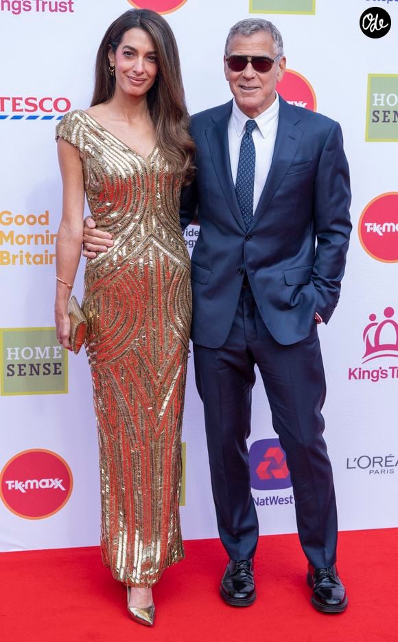 George Clooney, son épouse Amal Clooney et la mère de cette dernière, Baria Alamuddin, assistent à la célébration du King's Trust au Royal Albert Hall, à Londres (Angleterre), le 11 mai 2026.