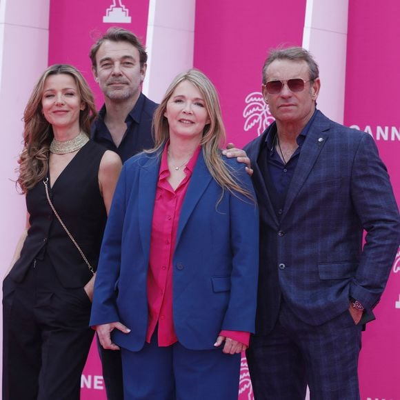 Les Mystères de l’amour vont tirer leur révérence sur TMC après quatorze saisons. 

Laure Guibert, Patrick Puydebat, Hélène Rollès et Tom Schacht ( Les mystères de L'amour) - Soirée d'ouverture de CanneSeries Saison 6 au Palais des Festivals de Cannes. 

© Denis Guignebourg/Bestimage