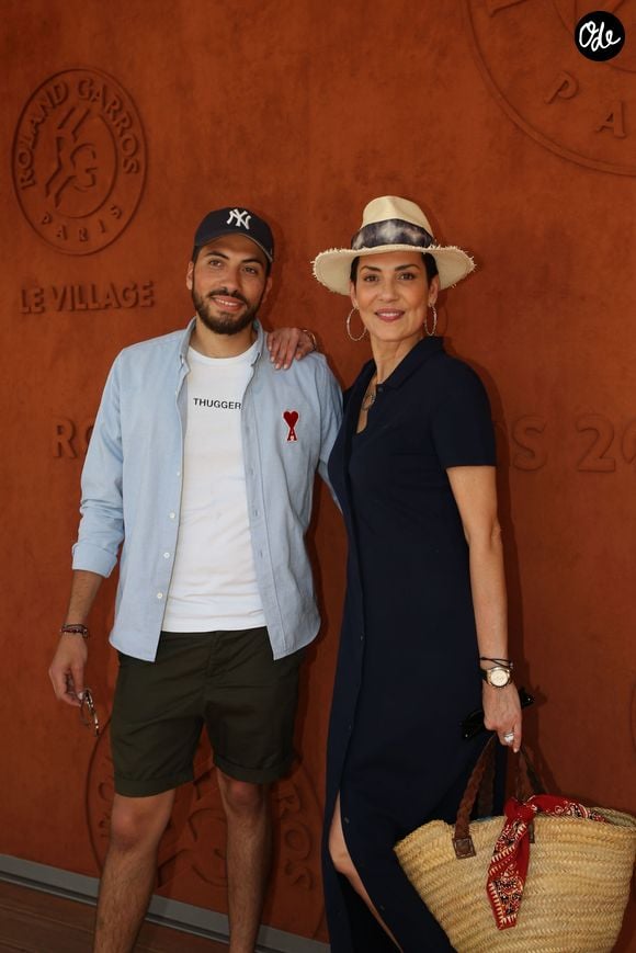 Cristina Córdula son fils Enzo au village lors des internationaux de tennis de Roland Garros à Paris, France, le 2 juin 2019. Crédit Jacovides-Moreau/Bestimage