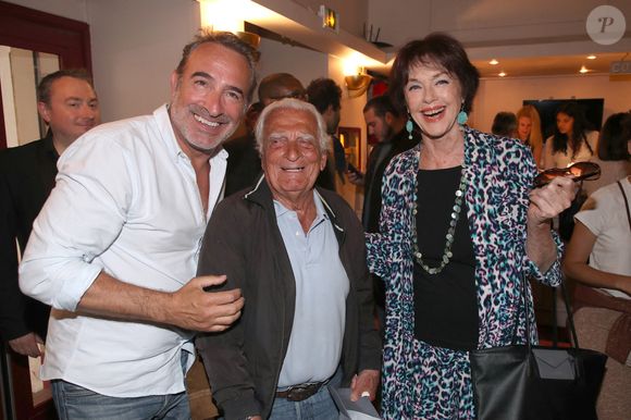 Exclusif - Jean Dujardin, nouveau Parrain de "l'Entrée des Artistes" (il succède à J.P. Belmondo), Alain Belmondo (frère de J.P.) et Anny Duperey - Audition de la Promotion 2023 de l’École « L’Entrée des Artistes » d’Olivier Belmondo au Théâtre des Mathurins à Paris le 05 Juin 2023. 

© Bertrand Rindoff / Bestimage