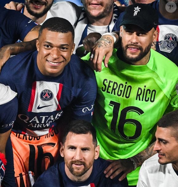 3 juin 2023, Paris, France, France : Kylian Mbappé, Neymar JR, Lionel Messi du PSG lors du match de Ligue 1 entre le Paris Saint-Germain (PSG) et le Clermont Foot 63 au stade du Parc des Princes le 03 juin 2023 à Paris, France. (Crédit image : © Matthieu Mirville/ZUMA Press Wire)