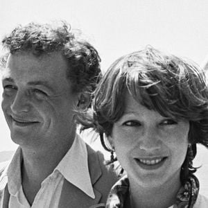 Un comédien particulièrement talentueux qui semble avoir payé bien malgré lui ses excès...

Archives - Philippe Léotard et son ex-compagne Nathalie Baye au Festival de Cannes pour la "Communion solennelle". (ANGELI-RINDOFF / BESTIMAGE).