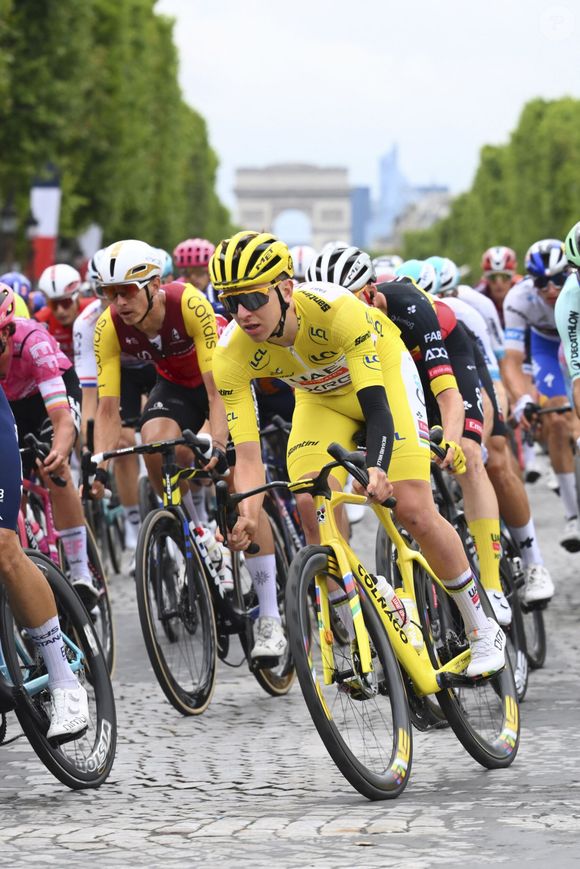 Etape 21 de la 112ème édition du Tour de France, le 24 juillet 2025. PARIS CHAMPS-ELYSEES, FRANCE - JULY 27 : Pogacar Tadej (SLO) 
Photo News/Psnewz/Bestimage