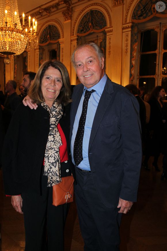 Michel Leeb et sa femme - Rachida Dati remet à Chantal Ladesou les insignes de Chevalier de la Légion d'Honneur au ministère de la Culture à Paris le 2 février 2026.

© Philippe Baldini / Bestimage