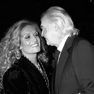 Archives - Dalida, Orlando, Johnny Stark lors d'une soirée Julio.Iglesias au palais des Congrès à Paris le 22 septembre 1981. © Jean-Claude Woestelandt / Bestimage