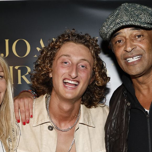 Joalukas Noah avec ses parents, Isabelle Camus et Yannick Noah lors de la soirée d'anniversaire de Joalukas Noah, fils de Yannick Noah et Isabelle Camus, pour ses 18 ans à Paris le 10 juin 2022.

© Cyril Moreau / Bestimage