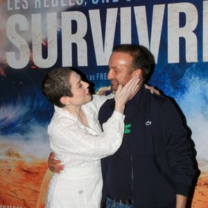 L'actrice belge évoquait souvent l’accueil chaleureux qu’elle avait reçu et le sentiment d’avoir été "adoptée".

Émilie Dequenne et son mari Michel Ferracci au photocall de l'équipe du film "Survivre" au cinéma UGC Ciné Cité Bercy à Paris le 18 juin 2024.

© Philippe Baldini / Bestimage