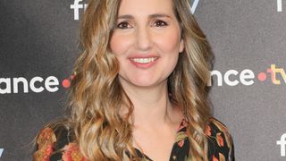 Pour Les Maternelles, Marie Portolano ose une pièce originale d'une marque déjà adoptée par Apolline de Malherbe