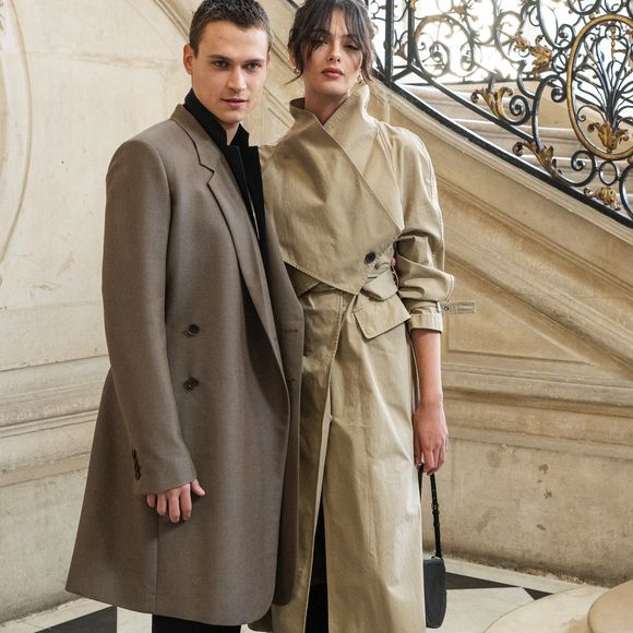 La fille de Monica Bellucci et Vincent Cassel assure que c’est elle qui a fait le premier pas auprès de Saul Nanni.

Saul Nanni et Deva Cassel assistent au défilé Christian Dior Haute Couture printemps-été 2024 dans le cadre de la Fashion Week de Paris, le 22 janvier 2024 à Paris, en France. Photo de Laurent Zabulon/ABACAPRESS.COM