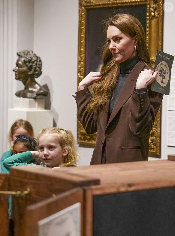 Catherine Kate Middleton, princesse de Galles, lance un parcours interactif pour soutenir le développement social et émotionnel des enfants de moins de cinq ans, à la National Portrait Gallery à Londres le 4 février 2025.

© Julien Burton / Bestimage