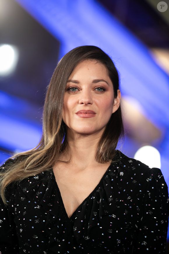 Marion Cotillard (robe Chanel) au photocall de la cérémonie d'ouverture de la 18ème édition du Festival International du Film de Marrakech (FIFM), le 29 novembre 2019.
© Romuald Meigneux/Bestimage