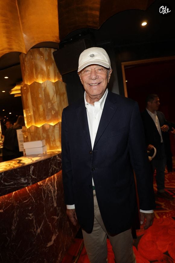 Jean-Gabriel Mitterrand lors de la générale du spectacle musical "Singin' in the rain" au théâtre du Lido à Paris le 17 septembre 2026. © Coadic Guirec / Bestimage
