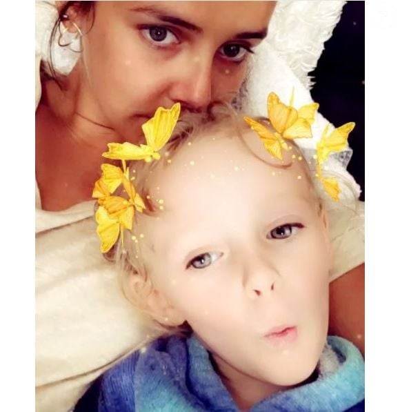 Pauline Ducruet et sa demi-soeur Linoué, fille de Daniel Ducruet et de sa compagne Kelly, sur Instagram le 17 août 2016