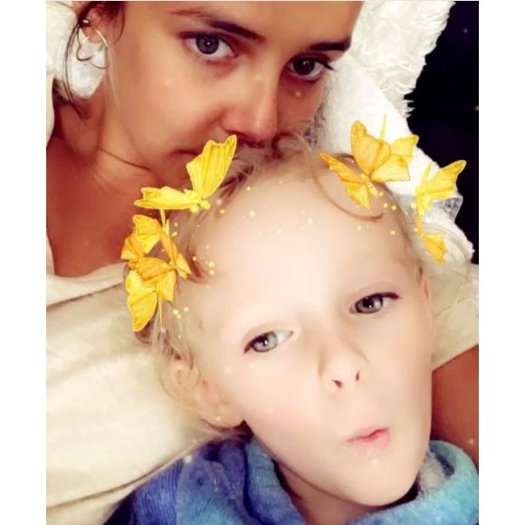 Pauline Ducruet et sa demi-soeur Linoué, fille de Daniel Ducruet et de sa compagne Kelly, sur Instagram le 17 août 2016