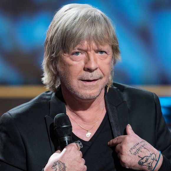 Exclusif - Le chanteur Renaud (Renaud Séchan) - Tournage de l'émission "Merci Renaud" dans les studios de la Plaine Saint-Denis le 15 novembre 2016, qui sera diffusée le samedi 17 décembre 2016 en prime time sur France 2. © Cyril Moreau / Bestimage