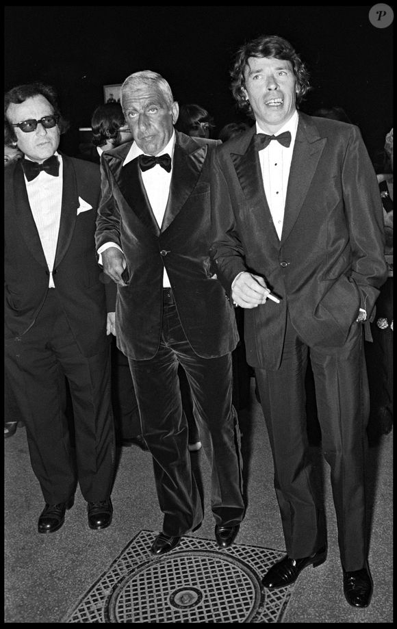 Archives - Charles Gérard et Jacques Brel présentent le "Far West" au Festival de Cannes en 1973 (©ANGELI-RINDOFF / BESTIMAGE)