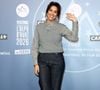 Cette décision était notamment motivée par de lourds antécédents familiaux de cancer et par un pré-cancer du côlon dont elle avait elle-même souffert.

Laurie Cholewa sur le tapis rouge de la soirée de clôture du 29ème Festival International du Film de Comédie de l'Alpe d'Huez le 24 janvier 2026.

© Dominique Jacovides/Bestimage