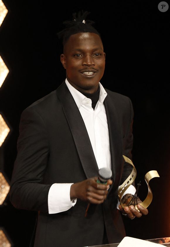 Exclusif - Abou Sangare (meilleur acteur) - 30ème Cérémonie des Lumières de la presse internationale au Forum des Images à Paris le 20 janvier 2025. © Coadic Guirec - Marc Ausset-Lacroix / Bestimage