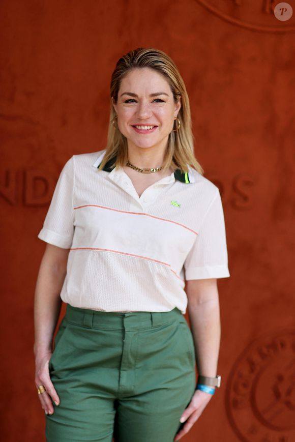 Emilie Dequenne - Célébrités au Village lors des Internationaux de France de tennis de Roland Garros 2023 à Paris le 10 juin 2023. © Jacovides-Moreau/Bestimage