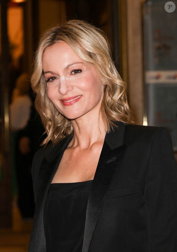 Audrey Crespo-Mara au 31ème Gala de l'Espoir donné au profit de la recherche contre le cancer au théâtre des Champs-Elysée à Paris, le 14 octobre 2025. 

Photo : Coadic Guirec / Bestimage