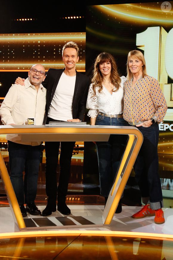 Une soirée qu'il ne risque pas d'oublier et passée avec Yoann Riou, Nathalie Simon et Magalie Ripoll.

Exclusif - Yoann Riou, Cyril Feraud, Magali Ripoll, Nathalie Simon - Enregistrement de l'émission "100% logique" présentée par C. Feraud et qui sera diffusée le 25 octobre 2025 sur France 2 au studio du Lendit à Saint-Denis, France, le 14 mars 2025. © Christophe Clovis/Bestimage