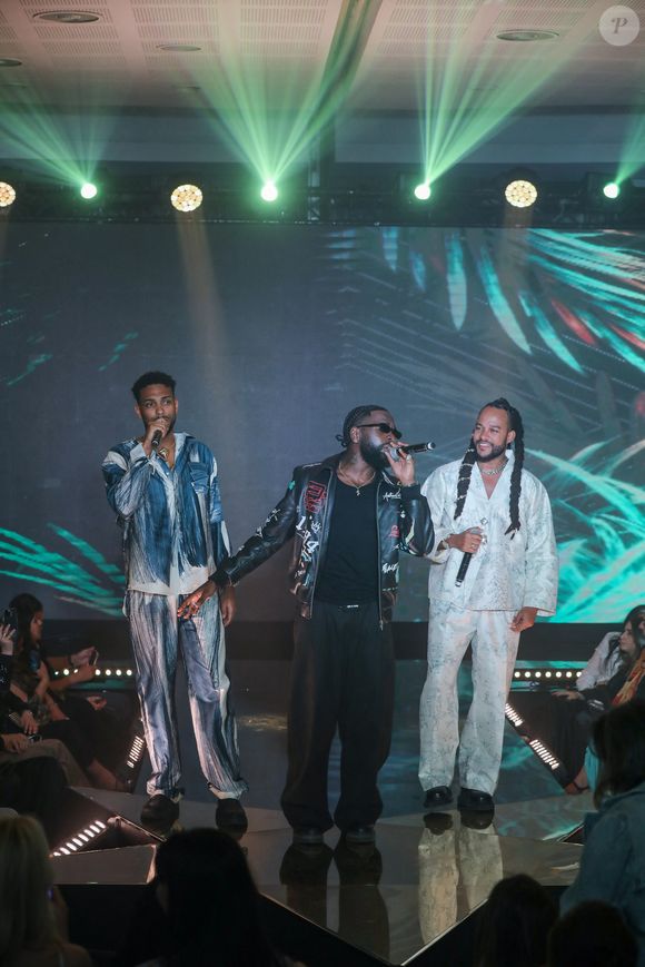 Exclusif - Tayc, le groupe Calema - 20ème édition du Casa Fashion show by K. Cheddadi au Sofitel Casablaca Tour Blanche à Casablanca au Maroc le 10 mai 2025. © Philippe Doignon/Bestimage