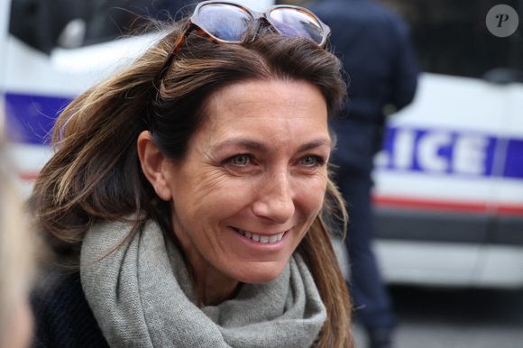 Anne-Claire Coudray lors de la cérémonie des obsèques de Catherine Laborde à l'église Saint-Roch à Paris, France, le 6 février 2025. Photo par Jerome Domine/ABACAPRESS.COM