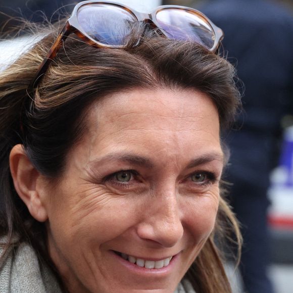 Anne-Claire Coudray lors de la cérémonie des obsèques de Catherine Laborde à l'église Saint-Roch à Paris, France, le 6 février 2025. Photo par Jerome Domine/ABACAPRESS.COM