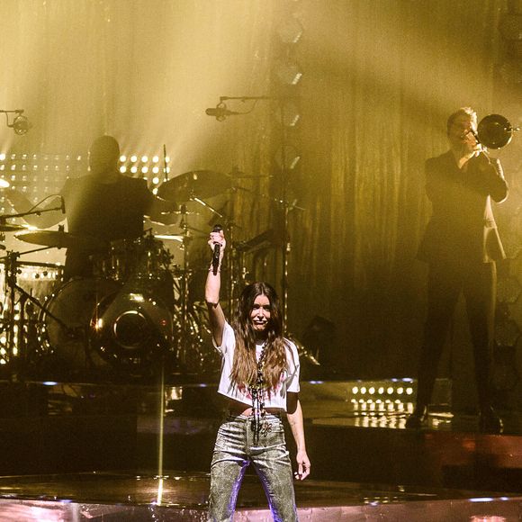 La chanteuse française Jenifer en concert à Bruxelles, Belgique, le 25 mars 2023. Photo par Jean Marc Quinet/Reporters/ABACAPRESS.COM