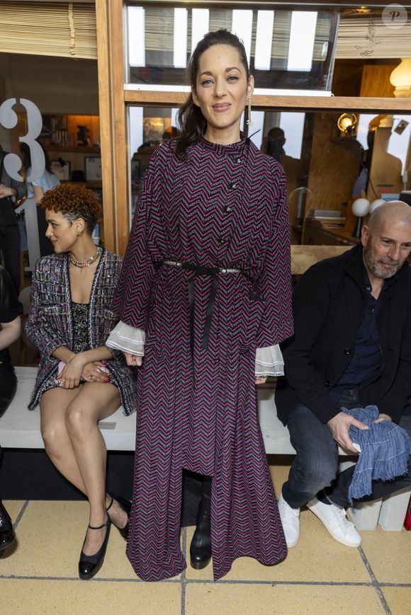 Marion Cotillard au photocall du défilé croisière Chanel 2024-2025 à la Cité radieuse à Marseille, France, le 2 mai 2024. © Olivier Borde/Bestimage