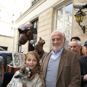 Exclusif - Jean-Paul Belmondo et sa fille Stella.

Photo : Sébastien Valiela / Bestimage