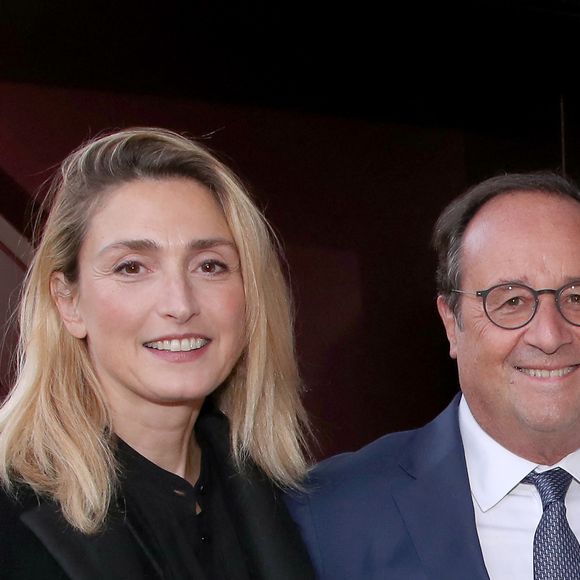 Un bonheur parfait qui fait rêver !

Exclusif - François Hollande et sa femme Julie Gayet - Cocktail pour l'inauguration de la Brasserie « Madame Brasserie » au 1er étage de La Tour Eiffel à Paris. © Bertrand Rindoff Petroff-Giancarlo Gorassini / Bestimage